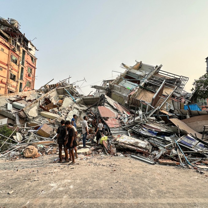 Terremoto em Mianmar: número de mortos passa de 1 mil; 30 seguem desaparecidos