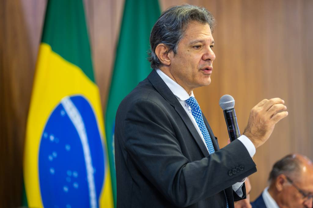 Fundo de florestas defendido pelo Brasil deve superar US$ 10 bi no próximo ano, diz Haddad