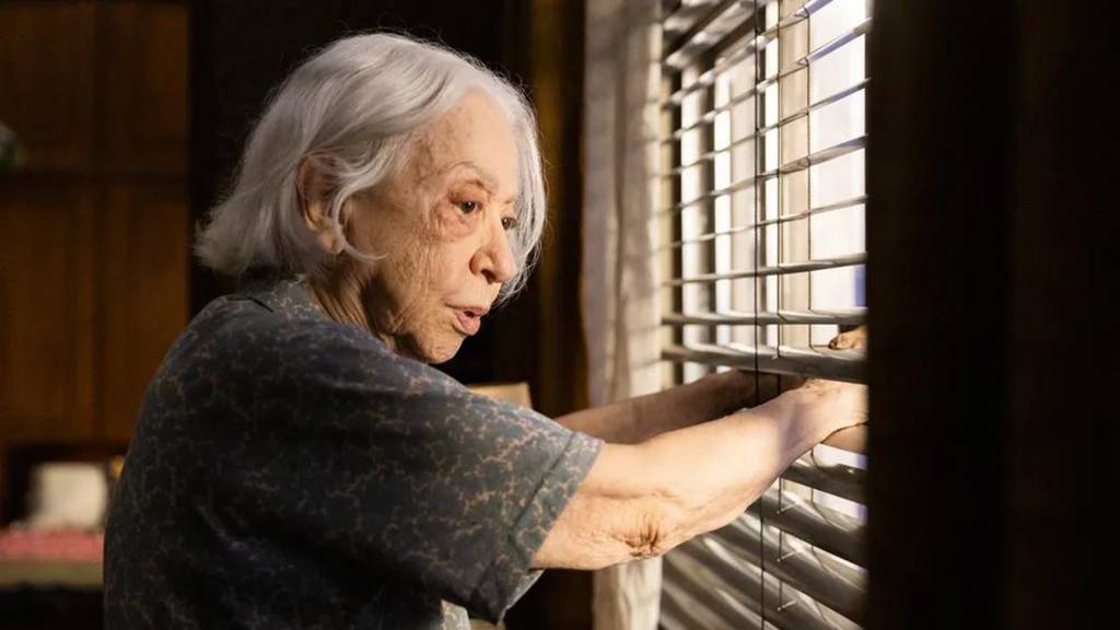 Aos 95 anos, Fernanda Montenegro anuncia turnê teatral pelo Brasil