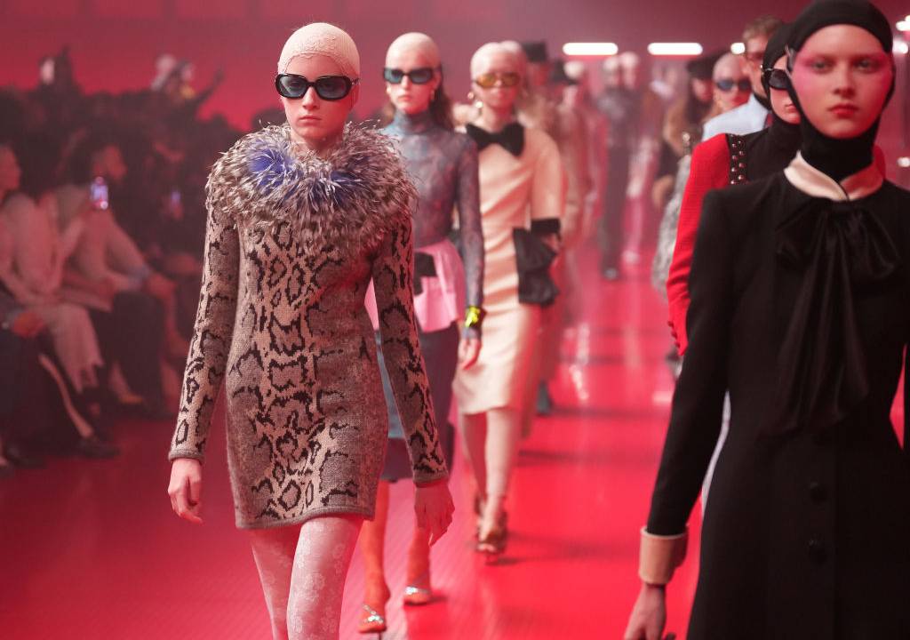 Kai Schreiber: estreia em Paris após frequentar desfiles com a mãe, Naomi Watts