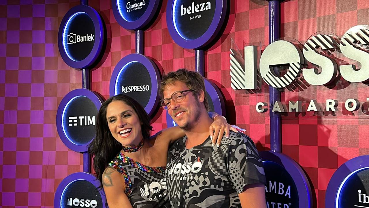 Fábio Porchat e namorada, Priscila Castello Branco, em camarote na Marquês de Sapucaí, no Rio de Janeiro. 08/03/2025