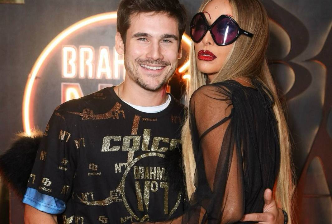 Nicolas Prattes e Sabrina Sato na Sapucaí, no Rio de Janeiro. 04/03/2025