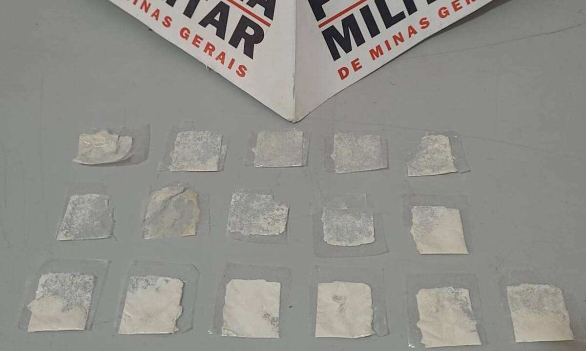 Cocaína apreendida pela polícia levada a uma escola por uma criança de quatro anos