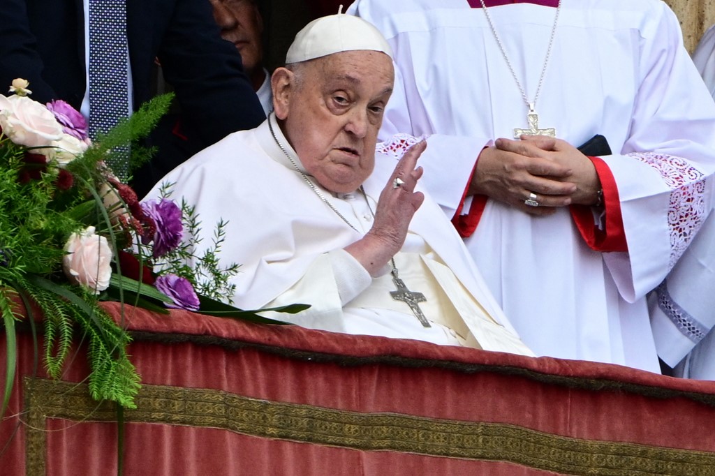 Papa Francisco durante as celebrações de Domingo de Páscoa, no Vaticano