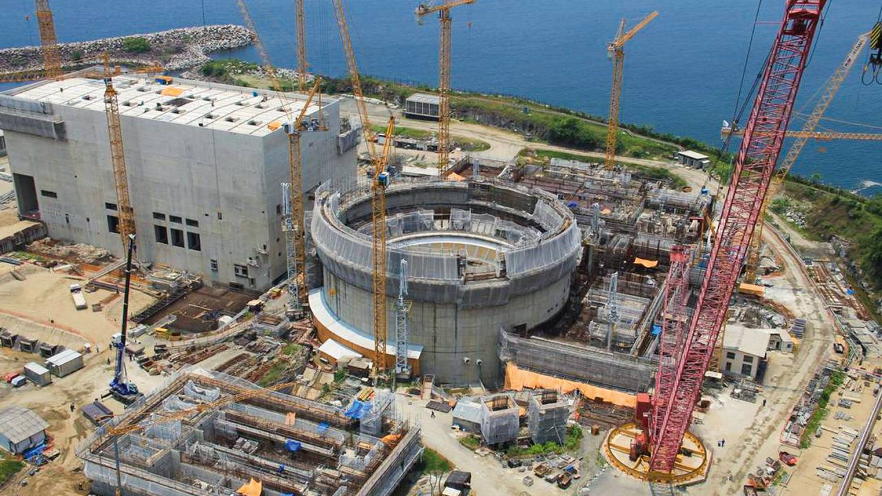Obra da usina nuclear de Angra 3, no Rio: obrigação de investimento foi atenuada