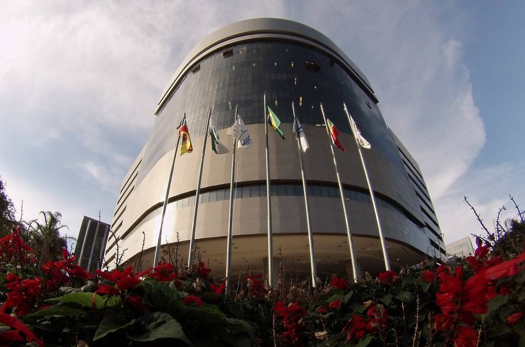 TRF-4 absolve ex-advogado de Youssef que era investigado na Lava-Jato