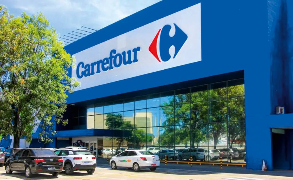 3—carrefour-24-horas-curitiba-portao-960×592.jpg_1.jpg Loja do Carrefour: algumas redes varejistas enfrentam dificuldades