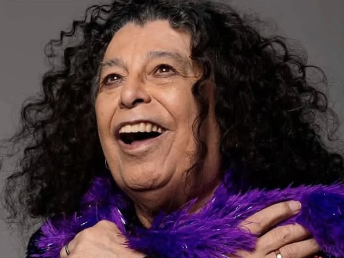 O cantor Edy Star