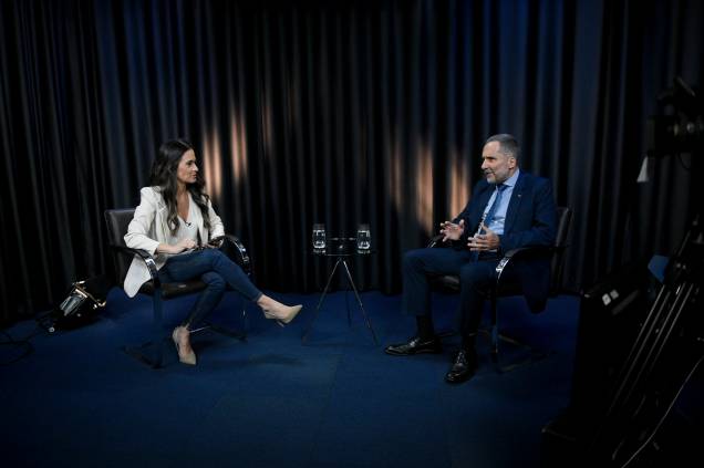 A jornalista Marcela Rahal durante entrevista com Mario Luiz Sarrubbo, Secretário Nacional de Segurança Pública do MJSP A jornalista Marcela Rahal durante entrevista com Mario Luiz Sarrubbo, Secretário Nacional de Segurança Pública do MJSP