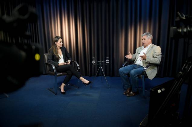 Ministro do Desenvolvimento Agrário e Agricultura Familiar, Paulo Teixeira, em entrevista a jornalista Marcela Rahal, durante o programa Amarelas On Air Ministro do Desenvolvimento Agrário e Agricultura Familiar, Paulo Teixeira, em entrevista a jornalista Marcela Rahal, durante o programa Amarelas On Air