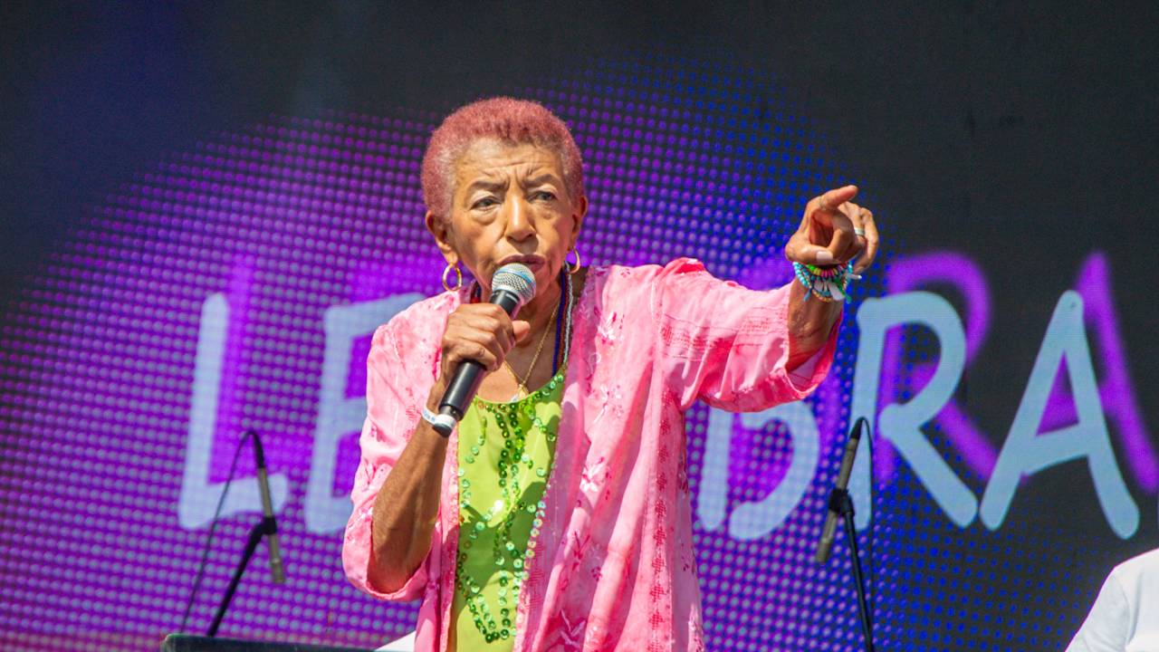 A cantora Leci Brandão
