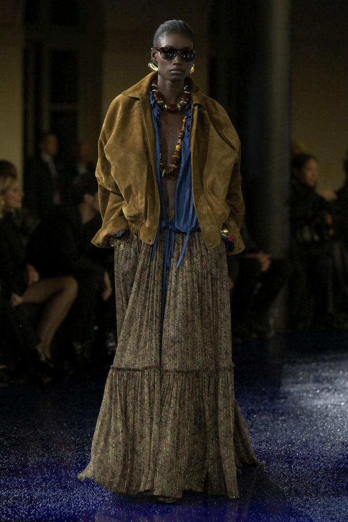 Saint Laurent – Paris Fashion Week RTW Spring 2025 – Runway Saint Laurent