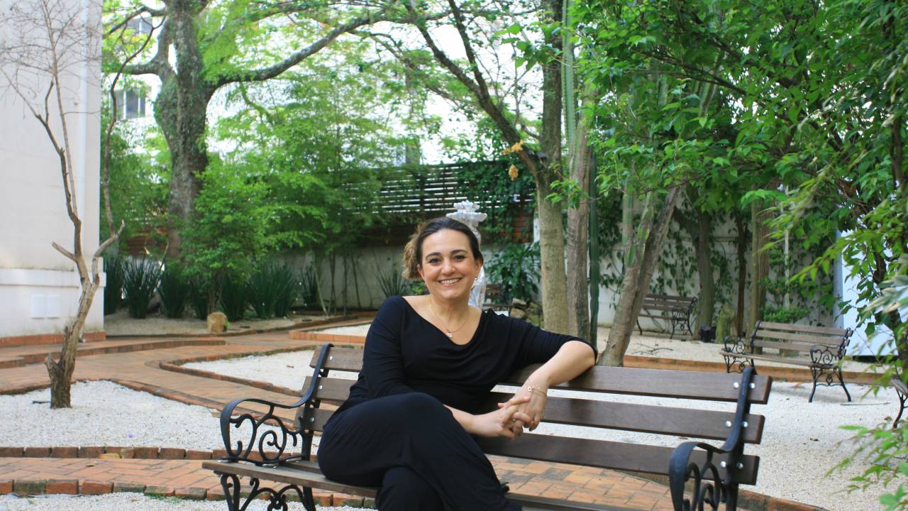 JULIANA BELO DINIZ - O Que Os Psiquiatras Não te Contam: novo livro discute cenário atual da psiquiatria