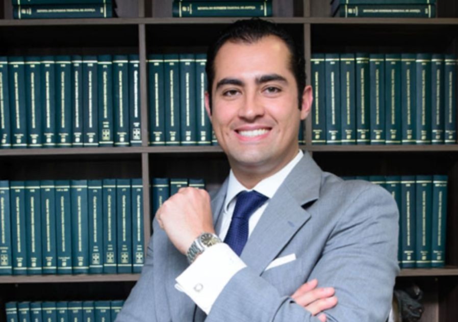 O desabafo do advogado de ex-assessor de Moraes bisbilhotado pela PF