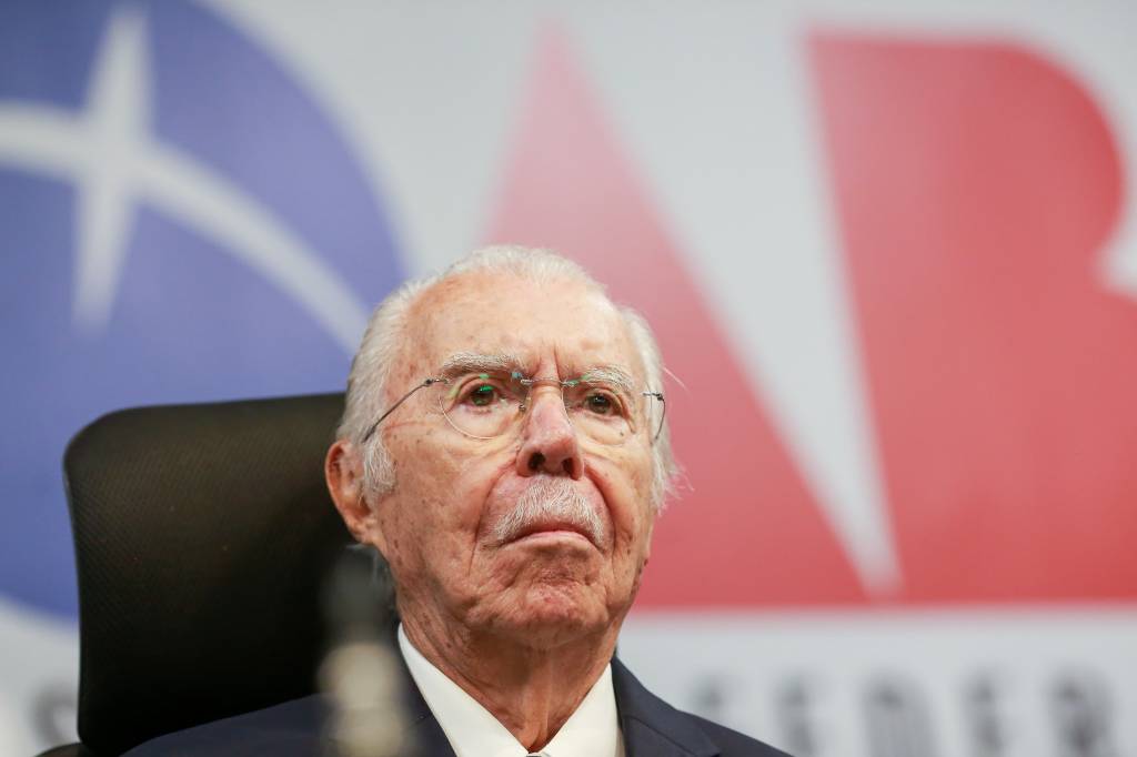 José Sarney critica Trump e ameaças do ‘populismo autoritário’ no mundo