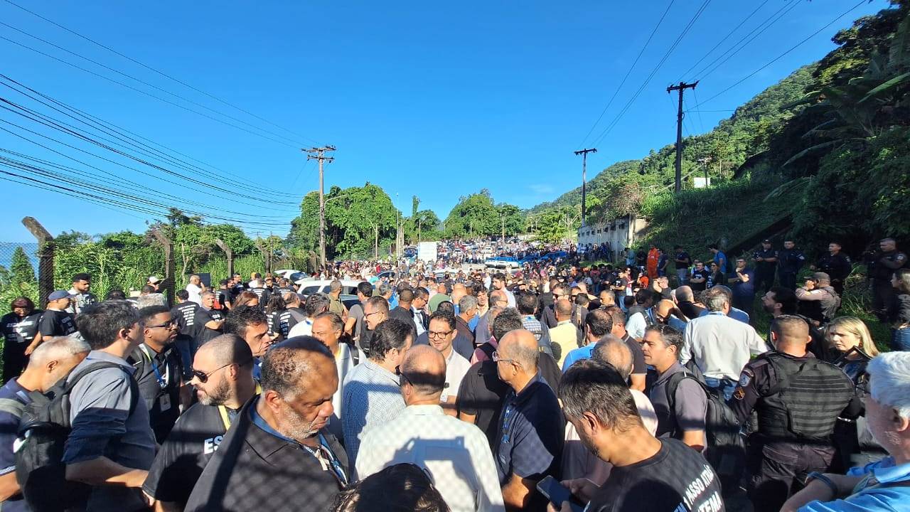 Trabalhadores da Eletronuclear entram em greve nesta terça-feira, 08.