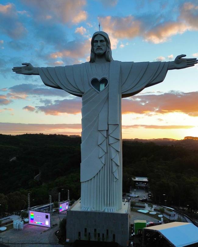 cristo protetor 2 Cristo Protetor, inaugurado na cidade de Encantado (RS) em 6/04/2025