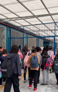 escola João de Zorzi, Caxias Alunos retornam às aulas depois de ataque contra professora