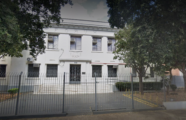 Casal é condenado por homicídio depois de pit bulls matarem vizinha