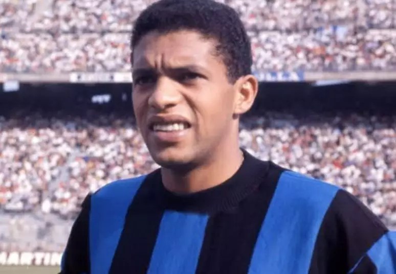 O ex-jogador Jair da Costa, quando atuou pela Inter de Milão