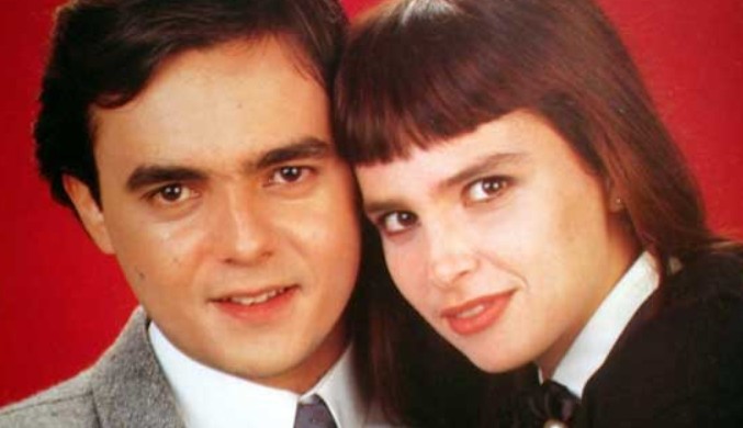 Cássio Gabus Mendes e Lídia Brondi em 'Vale Tudo'