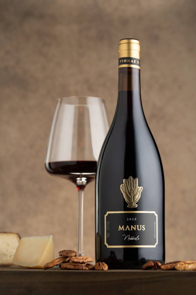 manus manus