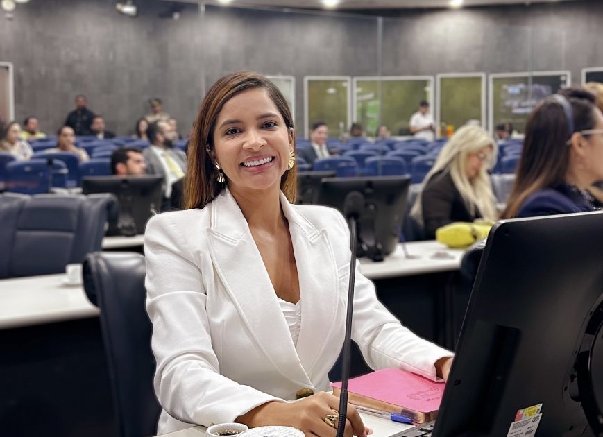 Tatiana Medeiros (PSB-PI)