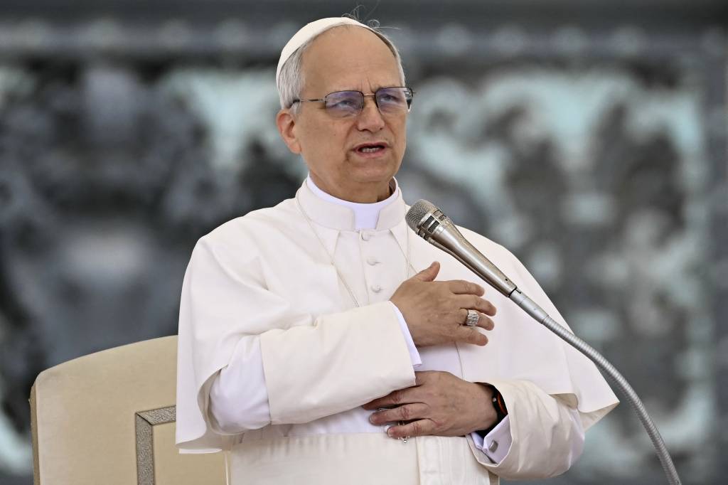 Por que Leão XIV decidiu reverter reforma imposta pelo papa Francisco