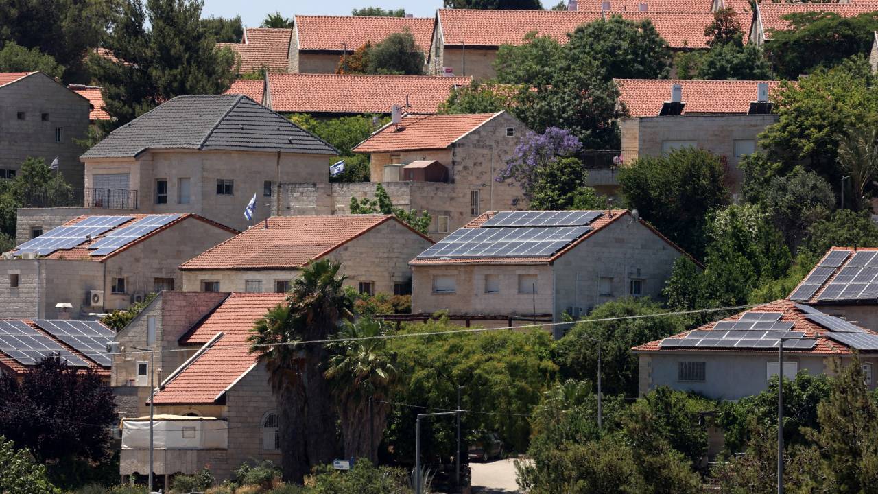 Casas no assentamento judaico de Psagot, na Cisjordânia ocupada.