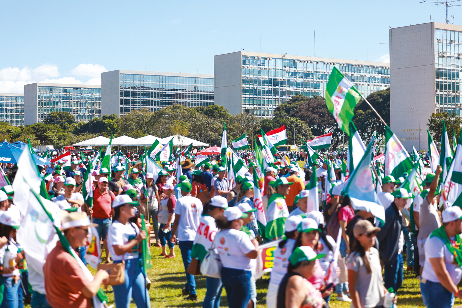 MANIFESTA&Ccedil;&Atilde;O -&ensp;Grito da Terra: tabelinha entre sindicatos rurais e o governo