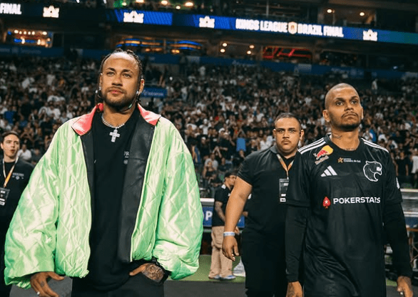 Neymar e Cris Guedes Neymar e Cris Guedes