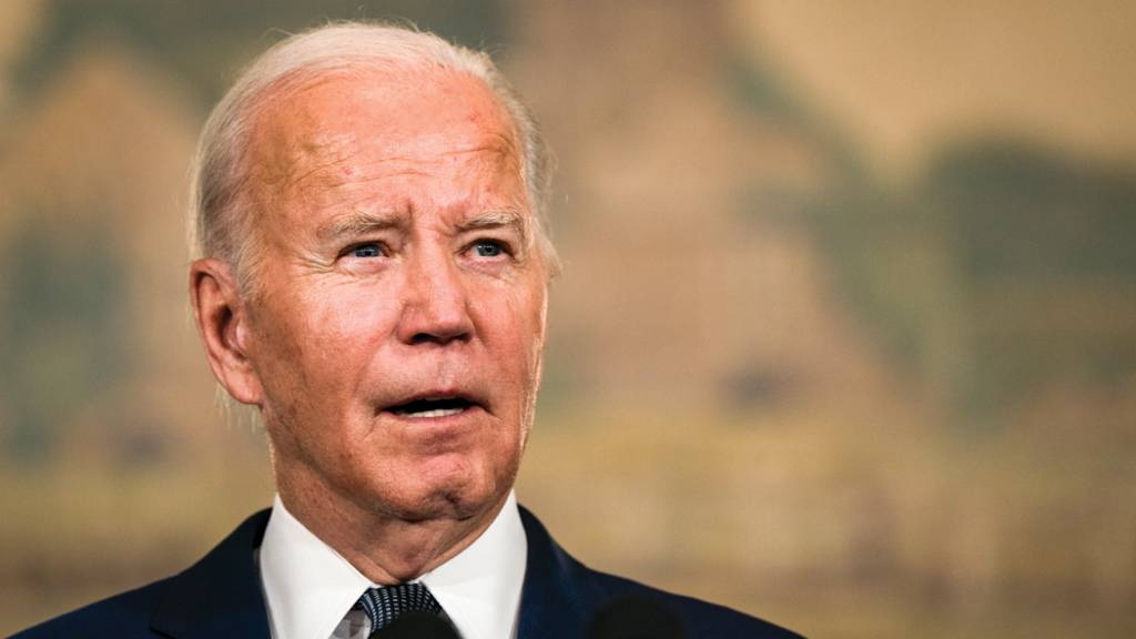 President Biden Holds News Conference After Summit with Chinese President Xi In San Francisco WOODSIDE, CALIFORNIA - NOVEMBER 15: U.S. President Joe Biden delivers remarks at a news conference at the Filoli Estate on November 15, 2023 in Woodside, California. The news conference follows a meeting between Biden and Chinese President Xi Jinping during the Asia-Pacific Economic Cooperation (APEC) Leaders' week, their first since meeting at the Indonesian island resort of Bali in November 2022. (Photo by Kent Nishimura/Getty Images)