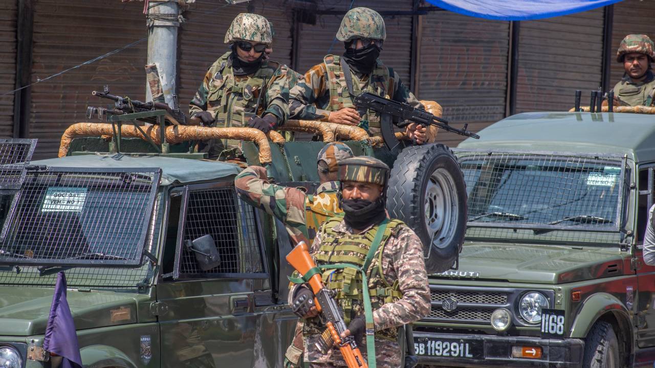 Soldados do exército indiano