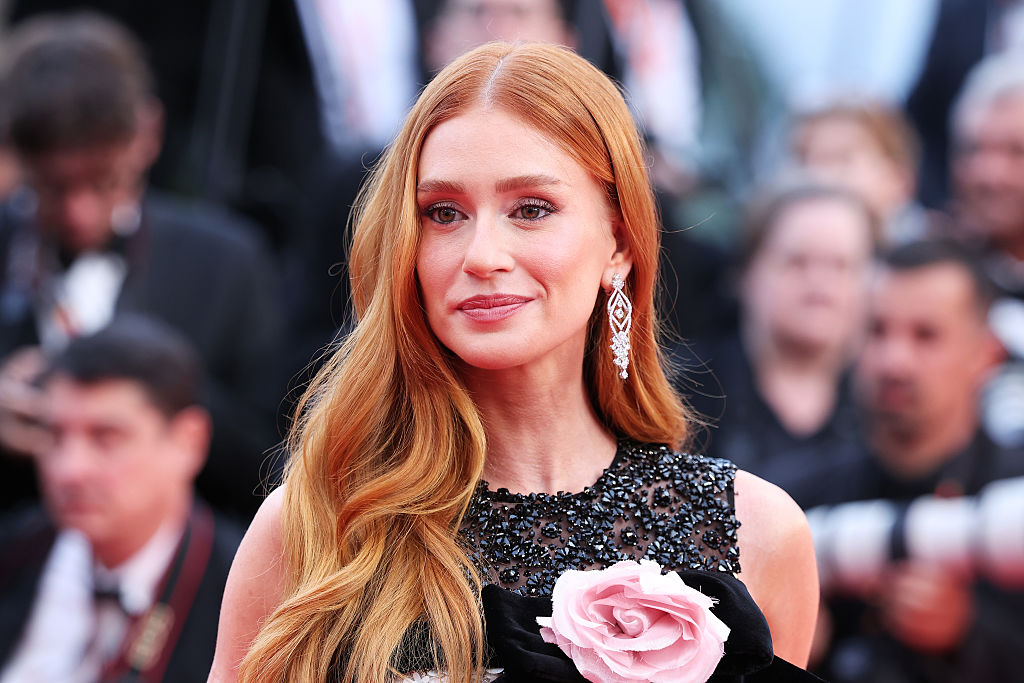 Marina Ruy Barbosa: brilho em Canes com visual de princesa