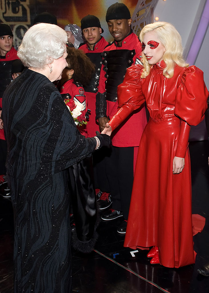 Royal Variety Performance Lady Gaga veste Atsuko Kudo