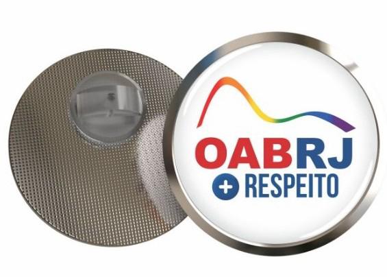 Botton comemorativo da OAB-RJ pelo lançamento de cartilha com informações sobre os direitos da população LGBTQIAPN+