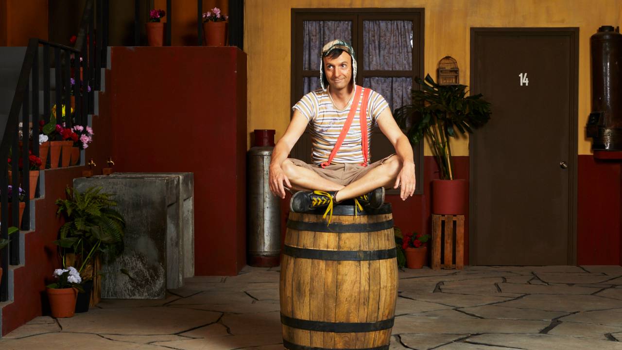 Pablo Cruz-Guerrero como Roberto Bolaños em 'Chespirito'