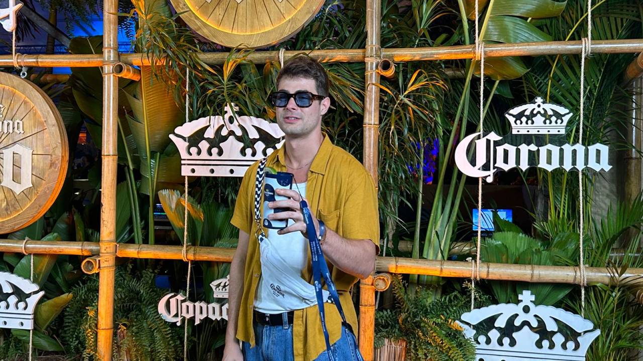 Rafa Vitti na área VIP do show de Lady Gaga em Copacabana