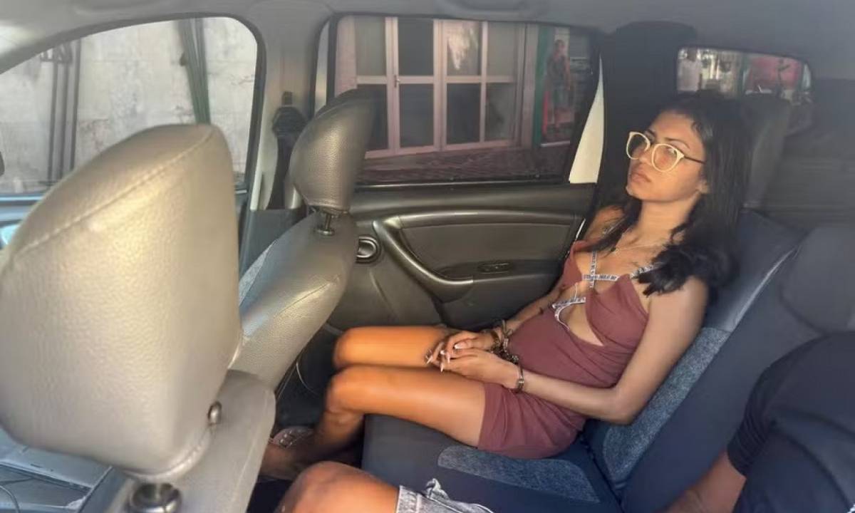 Bianca Franco, 24 anos, acusada de tráfico de drogas e presa pela polícia nesta sexta-feira, 2