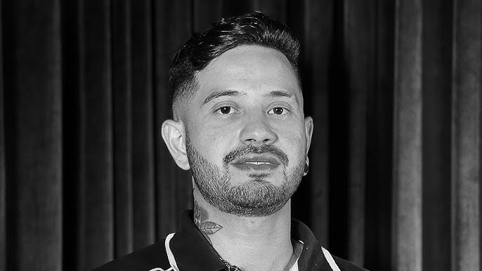 O suposto papa gay, segundo autor de livro sobre tabu na Igreja 