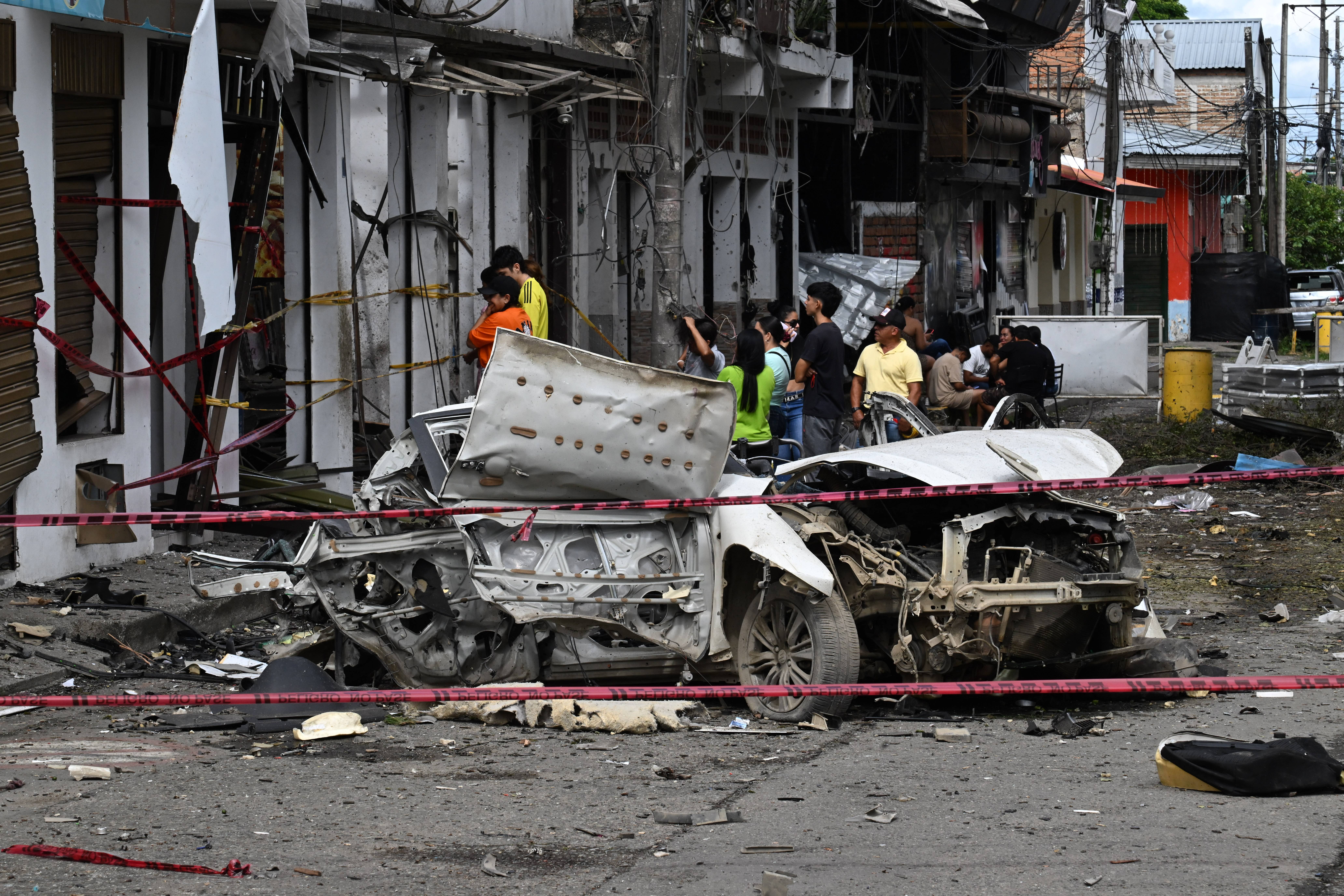 Onda de atentados com explosivos deixa quatro mortos na Colômbia