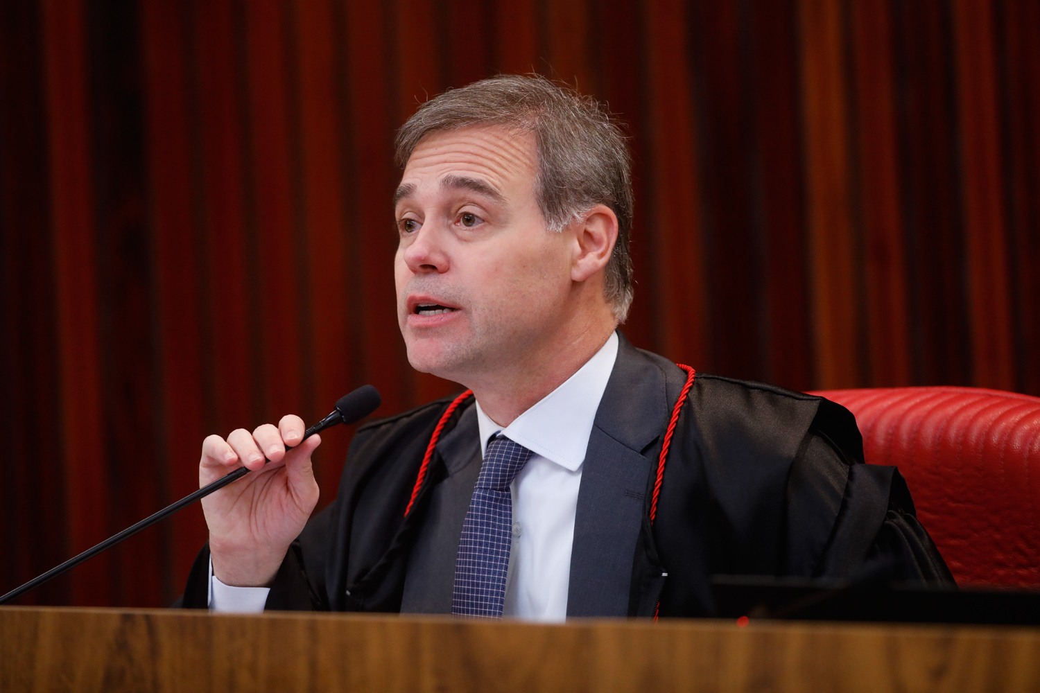 Mendonça pede informações ao governo Lula sobre indicação de mulher negra ao STF