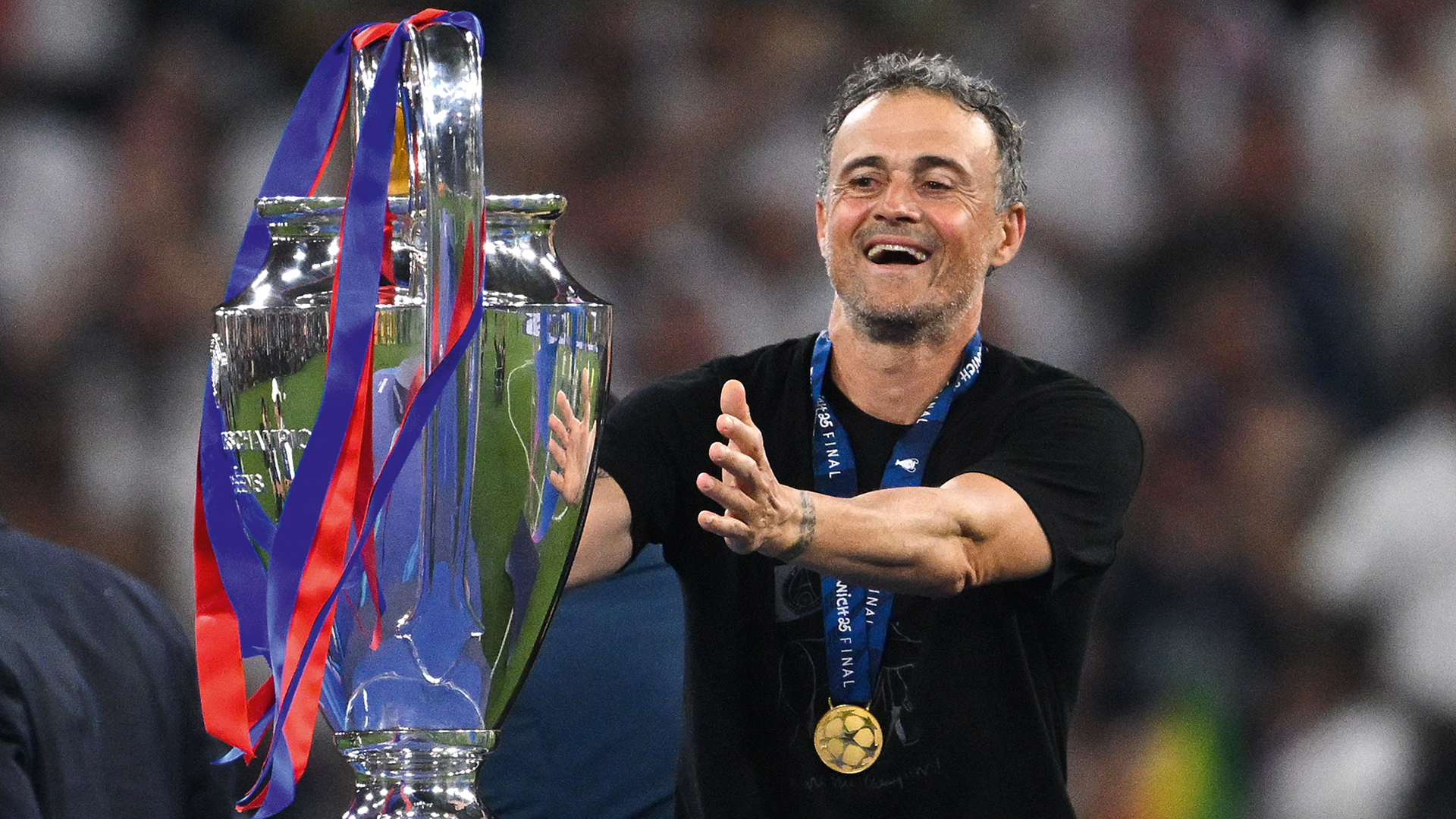 Luis Enrique fica surpreso com goleiro do PSG: ‘muito feliz por ele’