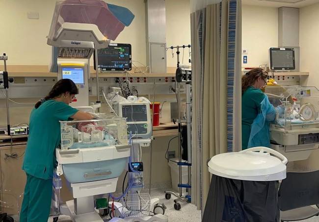 Complexo médico é capaz de manter desde cirurgias de última geração até cuidados neonatais intensivos mesmo durante bombardeios. -