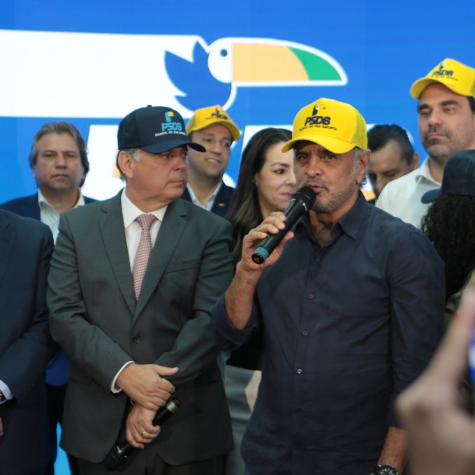 PSDB aprova fusão com o Podemos e já mira aproximação com o MDB
