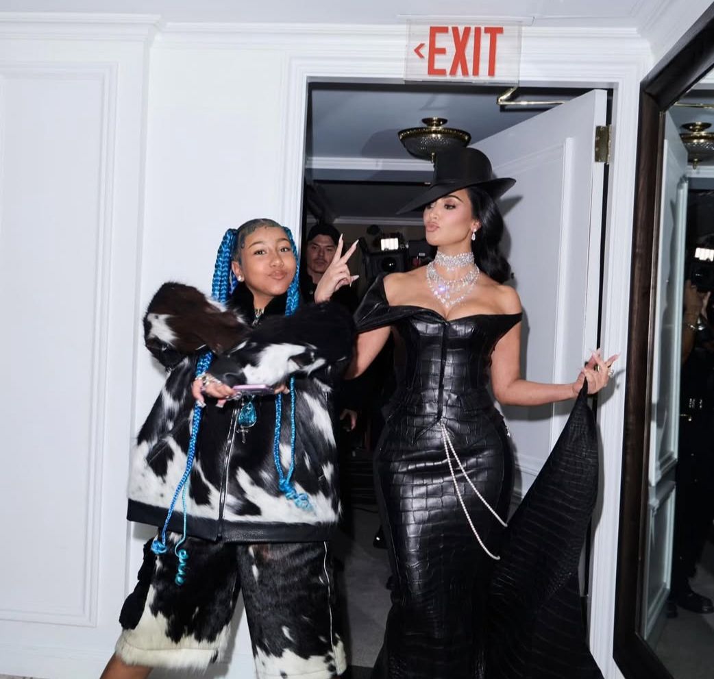 Festa e iate: a comemoração do aniversário da filha de Kim Kardashian