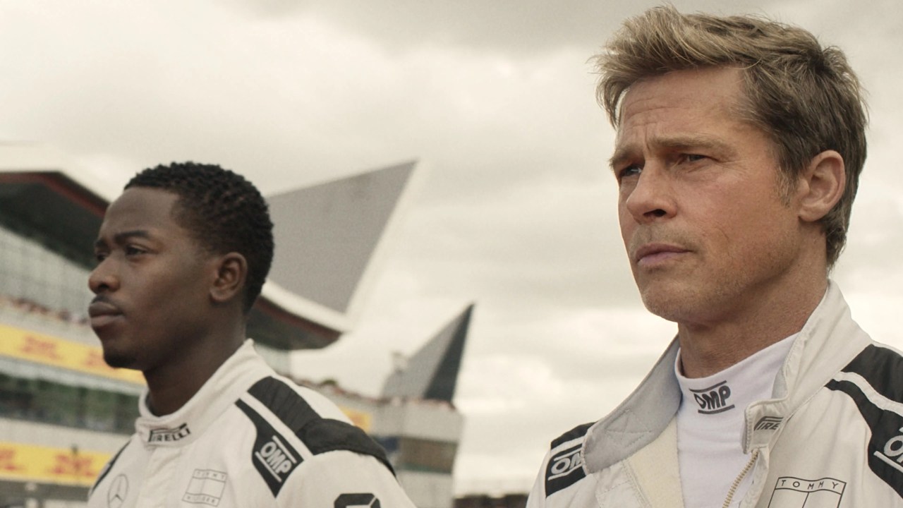 Damson Idris e Brad Pitt em 'F1 - O Filme'