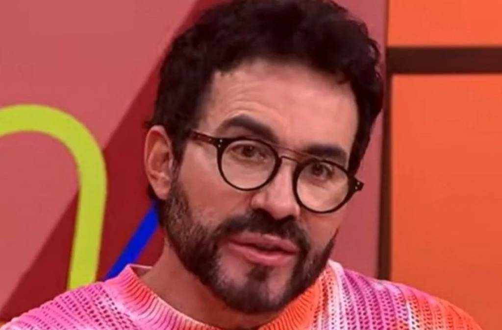 Ex-gerente de cafeteria toma atitude contra padre Fábio de Melo