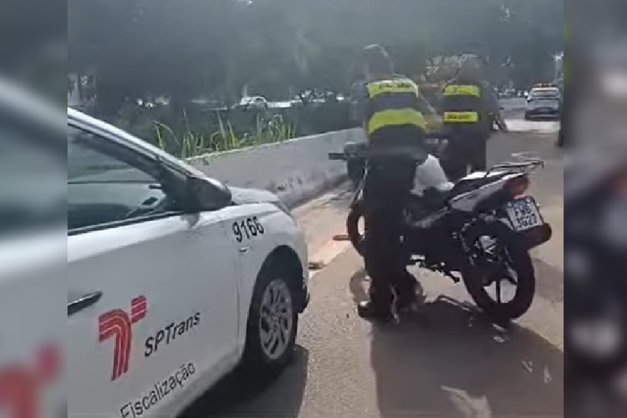 Procon multa Uber e 99 em mais de R$ 17 milhões por mototáxi em São Paulo