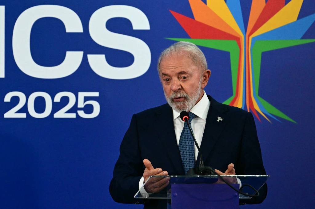 Reunião com Brics e OMC: as tentativas do governo Lula contra tarifaço